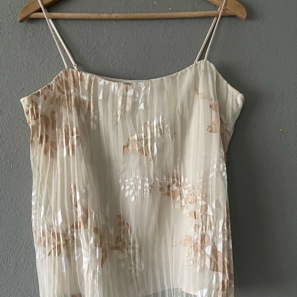 Vince Burnout Cream Pleated Camisole Top - Picture 7 of 14